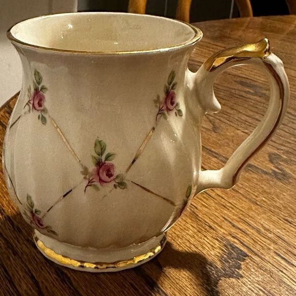 Antique English Sadler Gold rim floral porcelain creamer - Picture 2 of 6